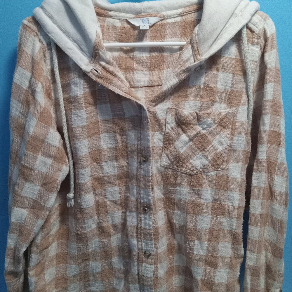 Long-sleeved Hooded Flannel Button Down